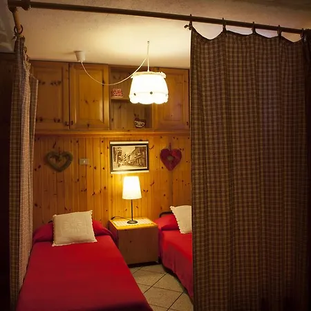 Le Rosier B&B E Appartamento Saint-Vincent Exterior foto